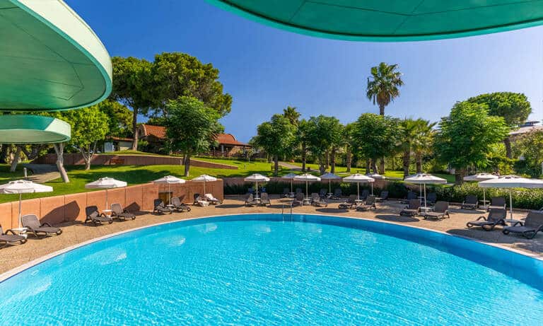 gloria-verde-resort-main-pool-1