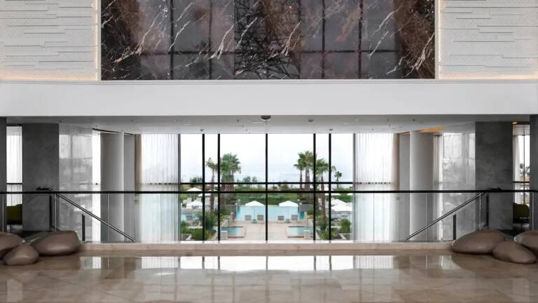 att-place-taghazout-p055-lobby-16x9