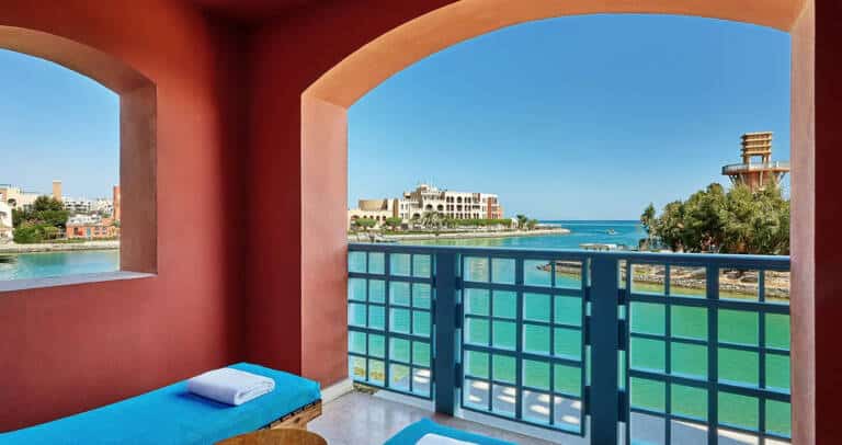 Sheraton_Miramar_Resort_El_Gouna_Terrace_6-1-1